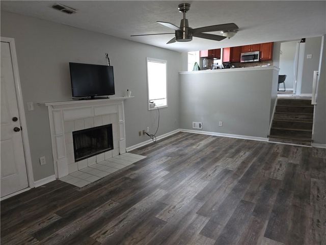 6733 Jojanne Lane, Lithonia, GA 30038