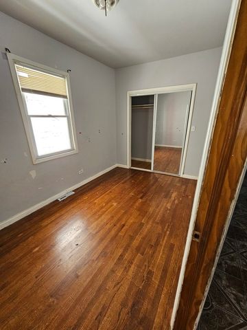 2840 W 23rd Place, Chicago, IL 60623