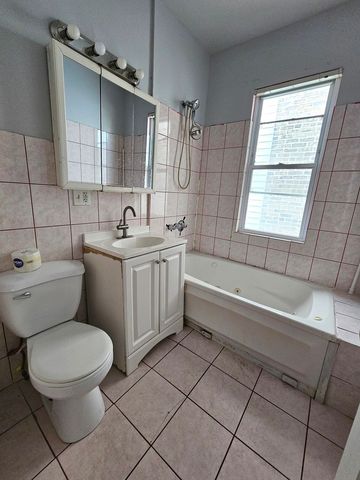 2840 W 23rd Place, Chicago, IL 60623