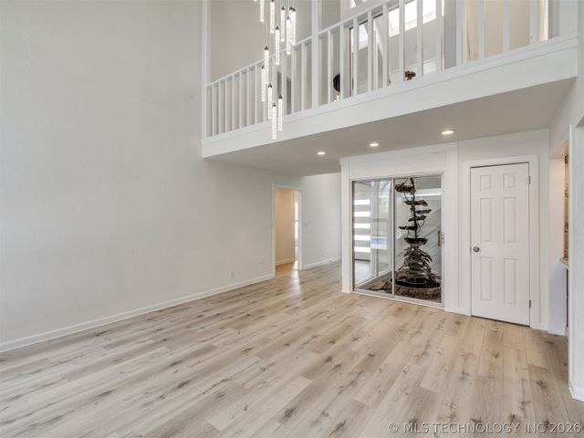 8408 E 64th Place, Tulsa, OK 74133