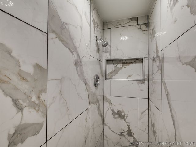 8408 E 64th Place, Tulsa, OK 74133