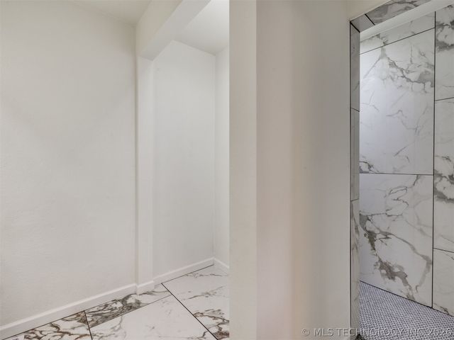 8408 E 64th Place, Tulsa, OK 74133