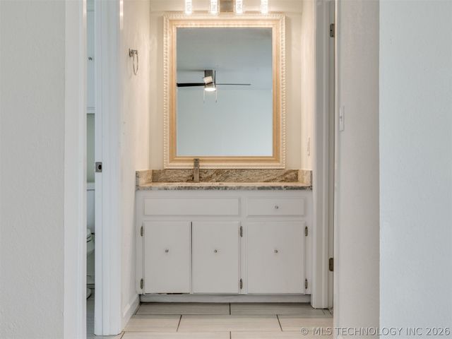 8408 E 64th Place, Tulsa, OK 74133