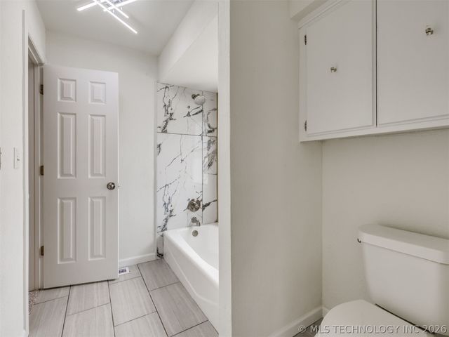 8408 E 64th Place, Tulsa, OK 74133