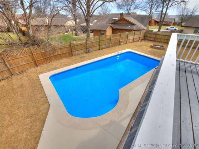 8408 E 64th Place, Tulsa, OK 74133