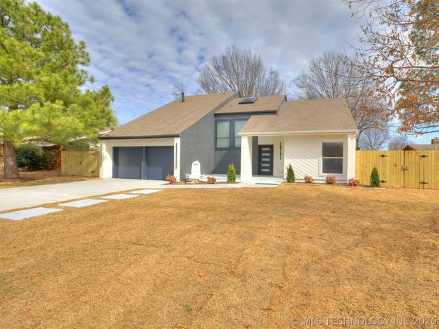 8408 E 64th Place, Tulsa, OK 74133