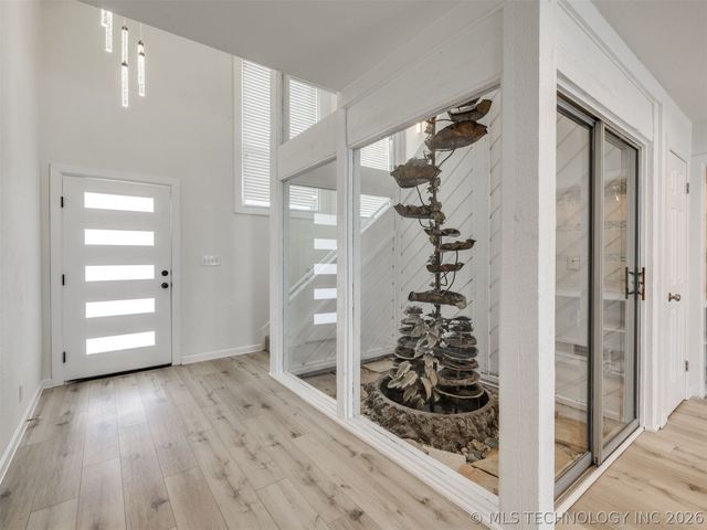 8408 E 64th Place, Tulsa, OK 74133