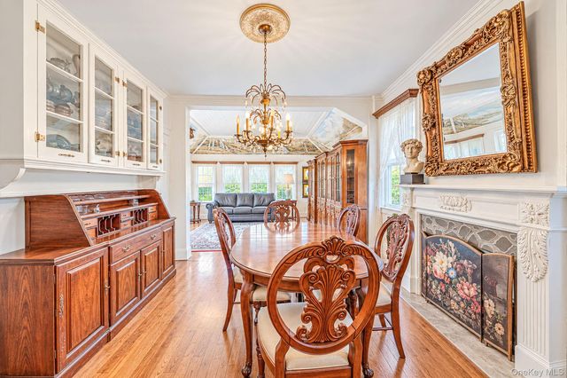436 Bay Avenue, East Patchogue, NY 11772