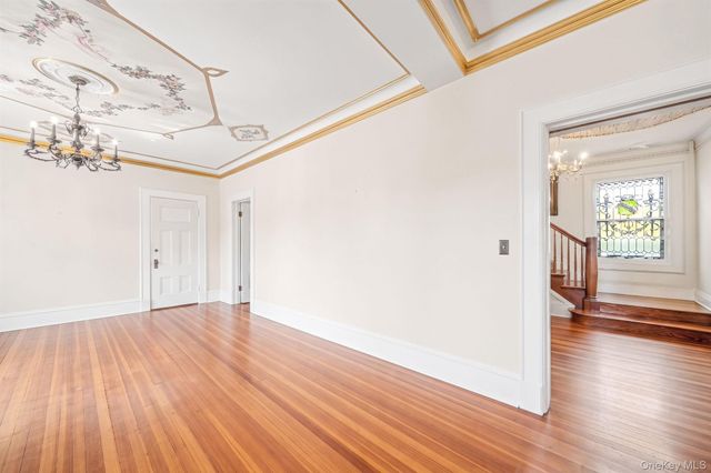 436 Bay Avenue, East Patchogue, NY 11772