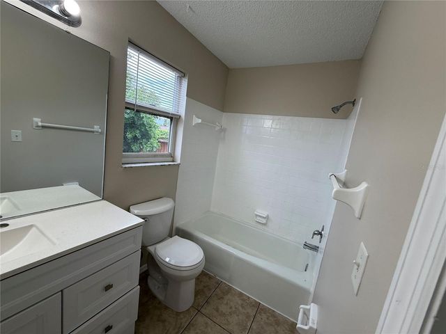 855 JAMAICA ROAD, Venice, FL 34293