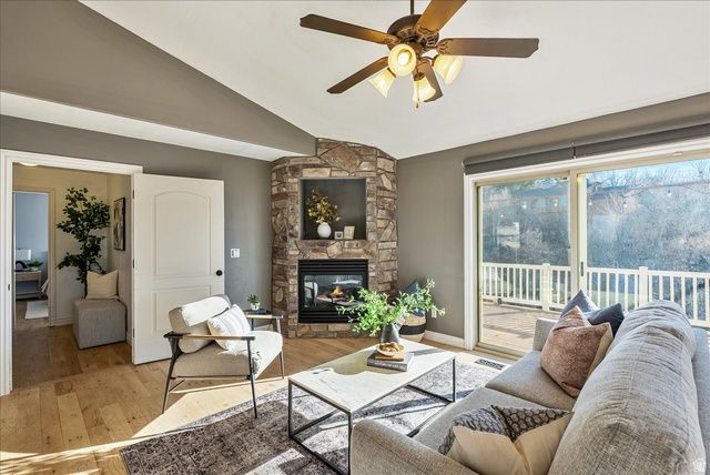 842 E 2150 S, Bountiful, UT 84010