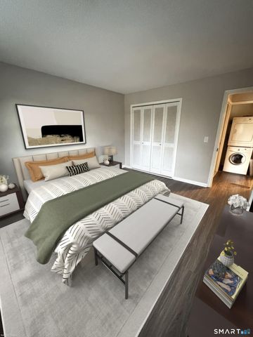 512 Twin Circle Drive 512, South Windsor, CT 06074