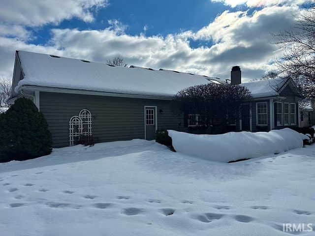 51311 Windsor Manor Court, Granger, IN 46530