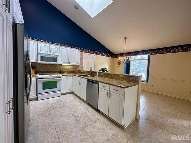 51311 Windsor Manor Court, Granger, IN 46530