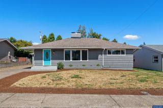 194 NW Hillcrest Dr, Dallas, OR 97338