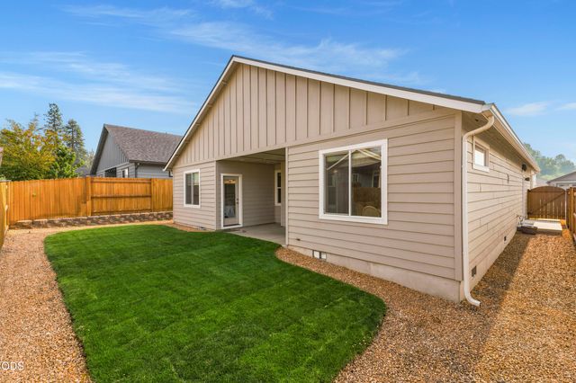 61370 SE Preston Street, Bend, OR 97702