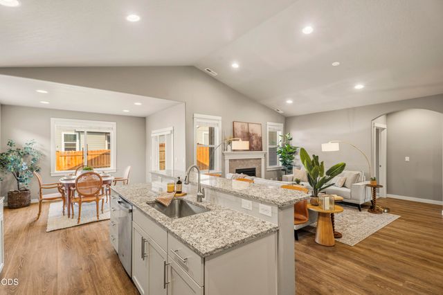 61370 SE Preston Street, Bend, OR 97702