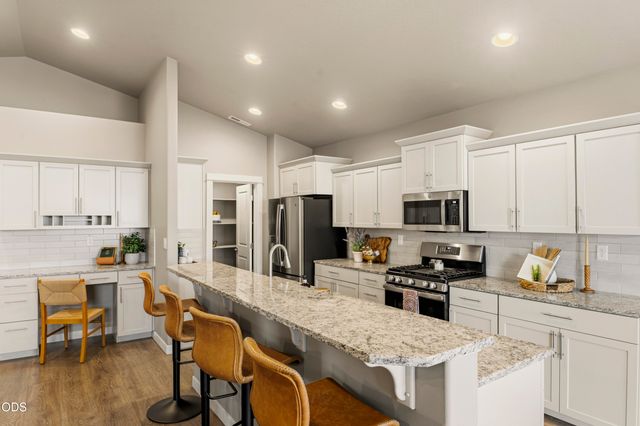 61370 SE Preston Street, Bend, OR 97702