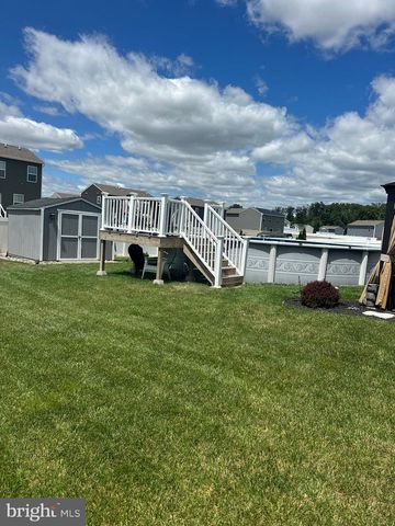 8 EISENHOWER DR, Bridgeton, NJ 08302