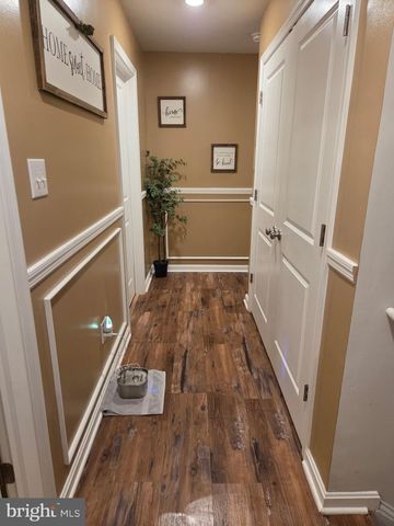 8 EISENHOWER DR, Bridgeton, NJ 08302