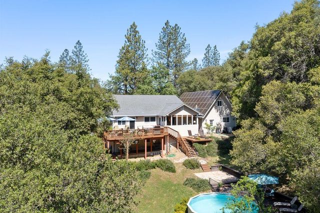 2940 Horseshoe Bend Rd, Somerset, CA 95684