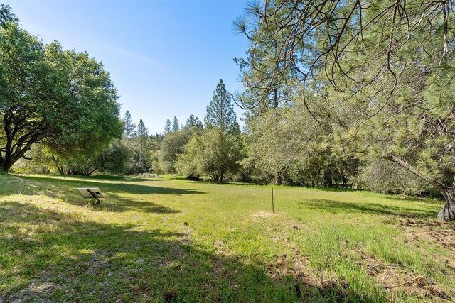 2940 Horseshoe Bend Rd, Somerset, CA 95684