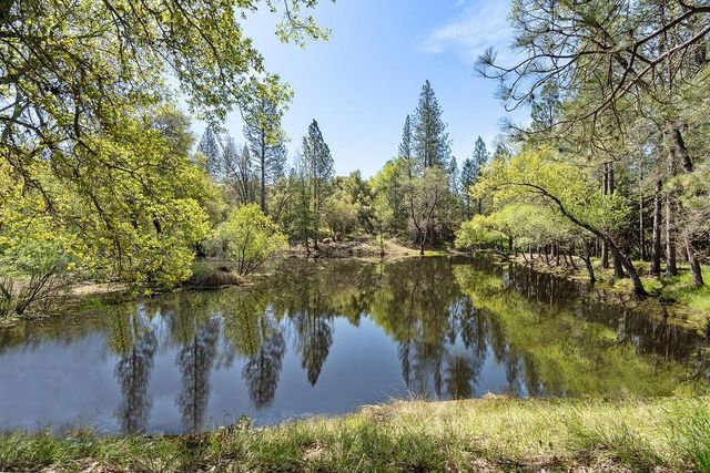 2940 Horseshoe Bend Rd, Somerset, CA 95684
