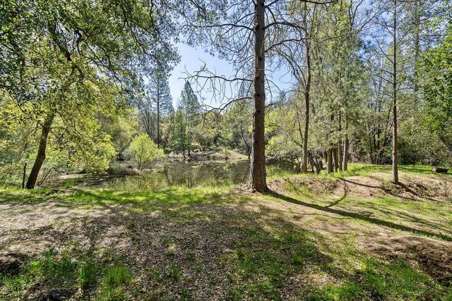 2940 Horseshoe Bend Rd, Somerset, CA 95684