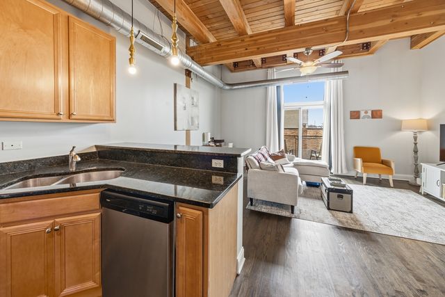 500 N DAMEN Avenue 307, Chicago, IL 60622
