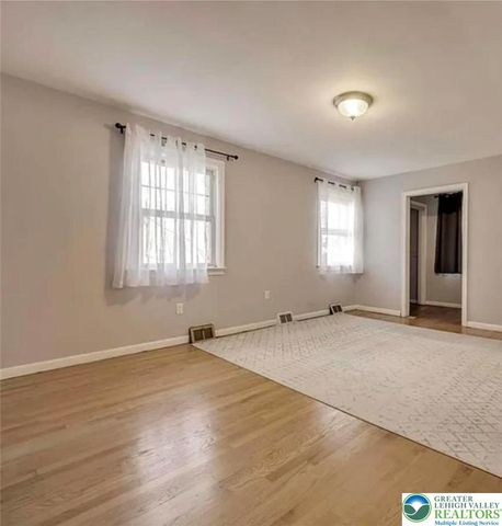 2324 Kemmerer Street, Bethlehem City, PA 18017