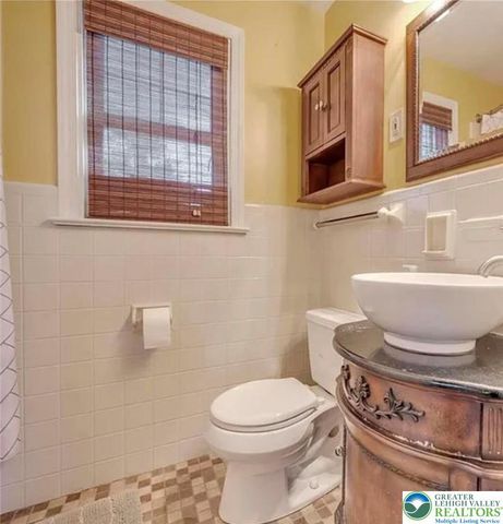 2324 Kemmerer Street, Bethlehem City, PA 18017