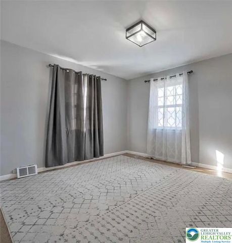 2324 Kemmerer Street, Bethlehem City, PA 18017