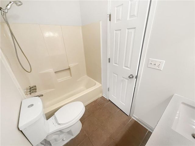 607 River Bend SW Circle, Smyrna, GA 30082