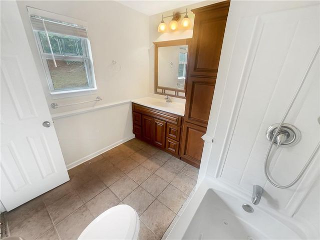 607 River Bend SW Circle, Smyrna, GA 30082