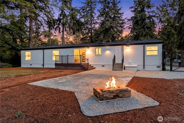 12215 58th Avenue E, Puyallup, WA 98373
