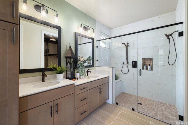 282 Arlis Place, Sparks, NV 89441