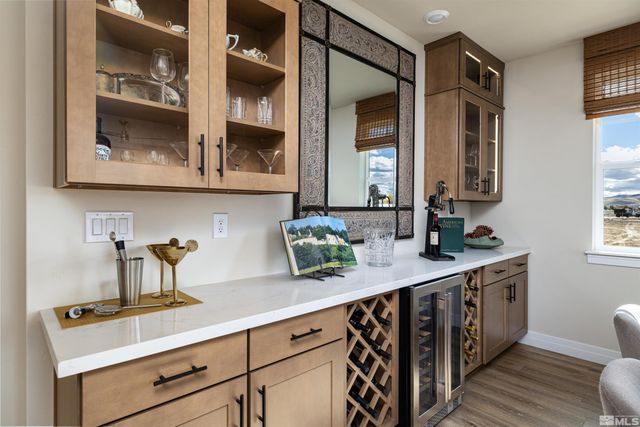 282 Arlis Place, Sparks, NV 89441