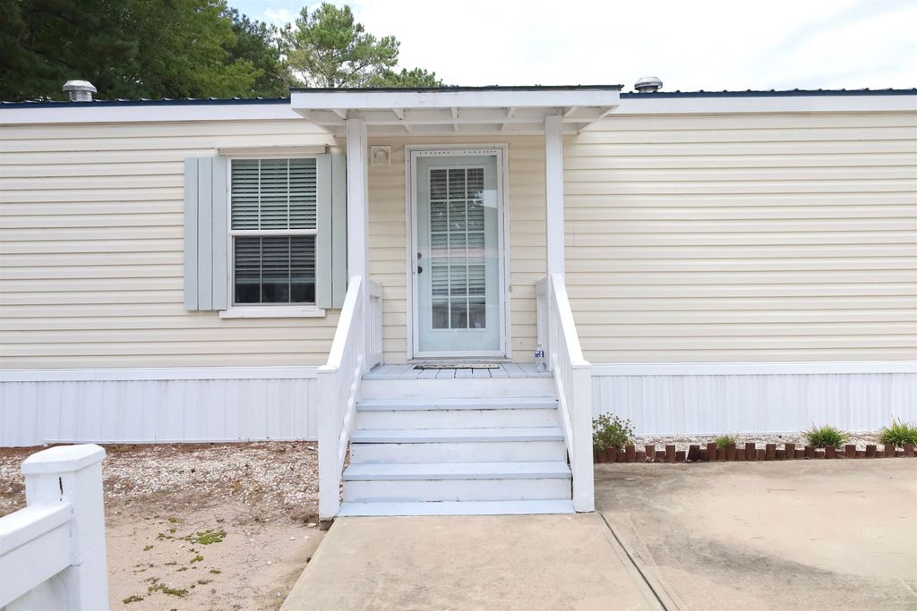 142 Offshore Dr., Murrells Inlet, SC 29576 — exterior