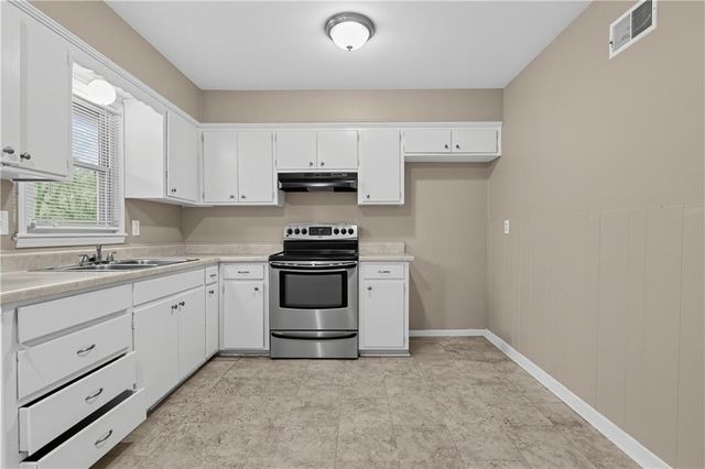 11015 HERRICK Avenue, Kansas City, MO 64134