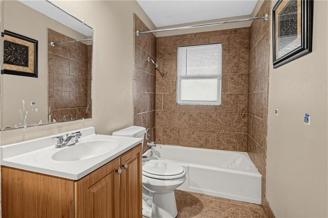11015 HERRICK Avenue, Kansas City, MO 64134