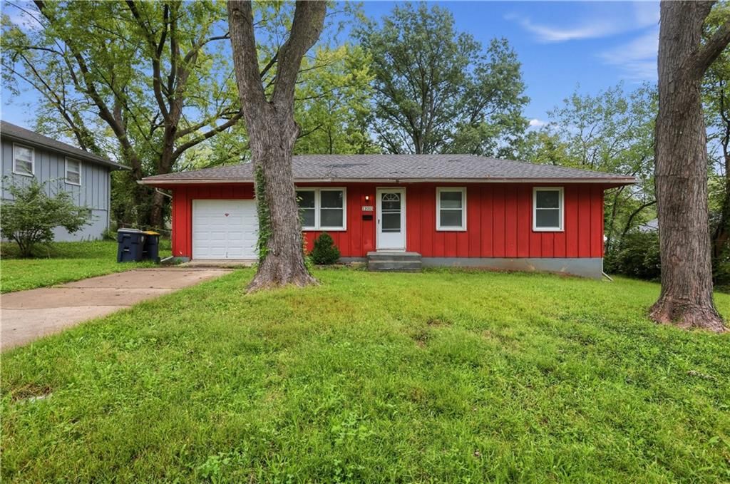 11015 HERRICK Avenue, Kansas City, MO 64134