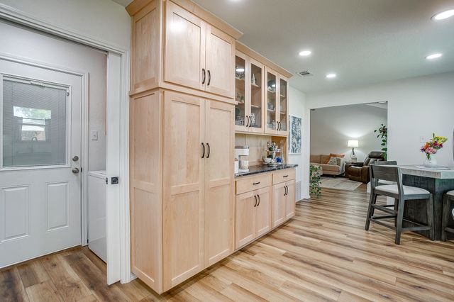 773 Windridge Lane, Burleson, TX 76028