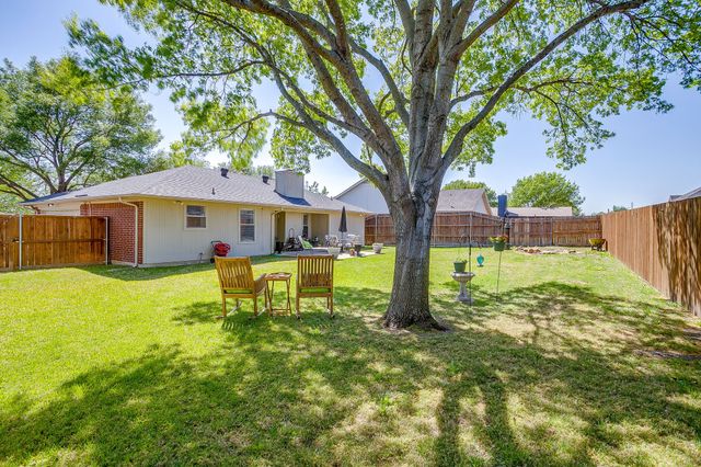 773 Windridge Lane, Burleson, TX 76028