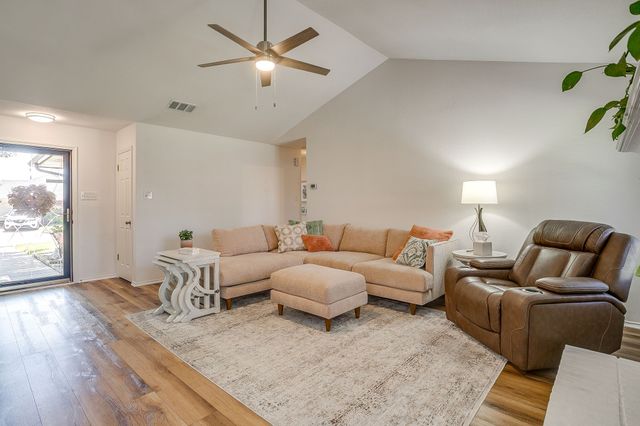 773 Windridge Lane, Burleson, TX 76028