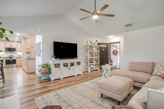 773 Windridge Lane, Burleson, TX 76028