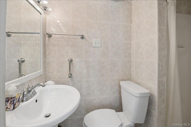 4534 Henry Hudson Parkway, Bronx, NY 10471