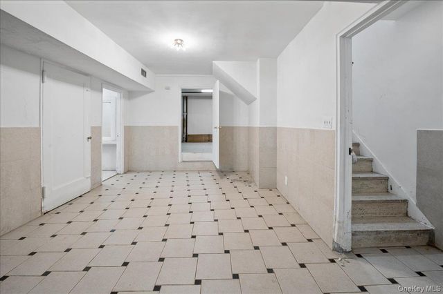 4534 Henry Hudson Parkway, Bronx, NY 10471