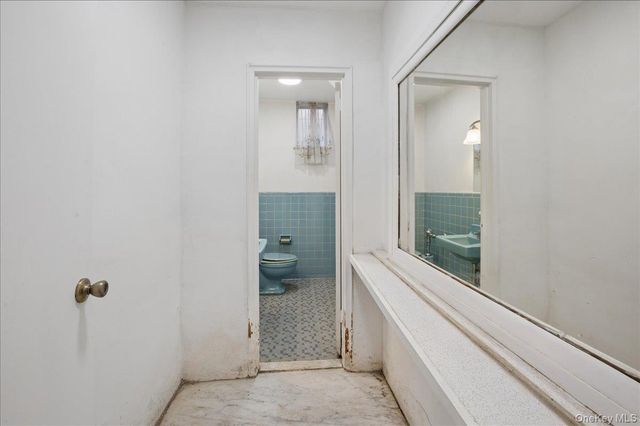 4534 Henry Hudson Parkway, Bronx, NY 10471