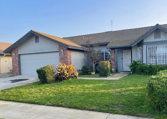 1632 University Avenue, Madera, CA 93637