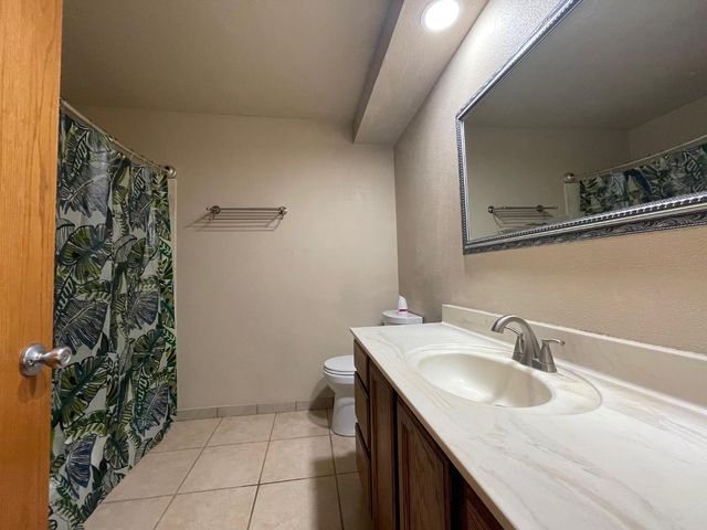 1632 University Avenue, Madera, CA 93637